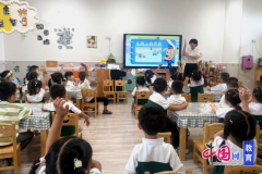 泸州市景坡长儿园开展开学平安第一课